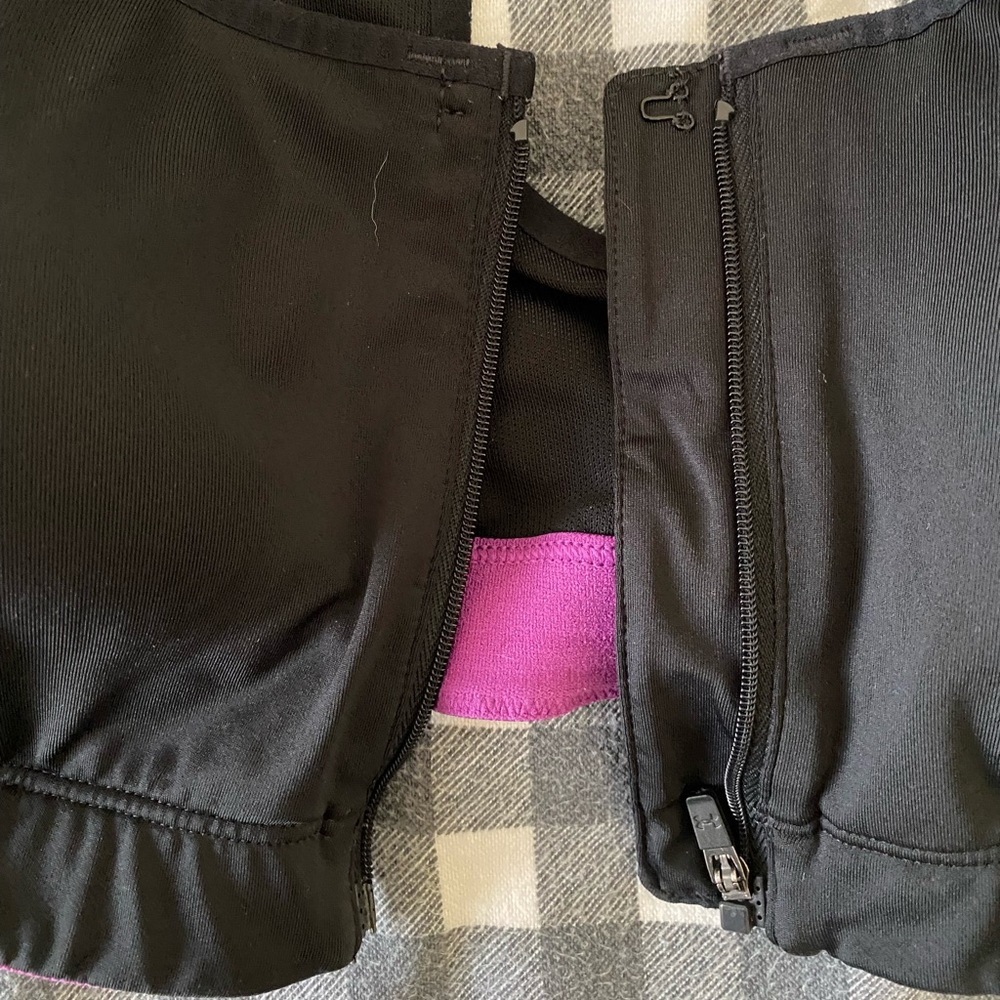 Sports Bra - Picture 5 of 5